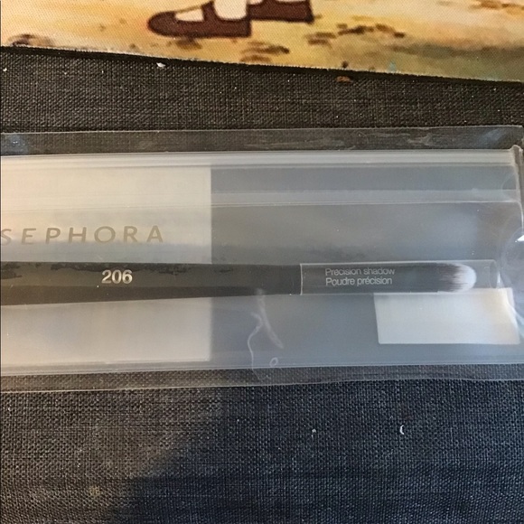 Sephora Eyes and Brows Brushes with Holographic Face and cheek palette - Picture 5 of 11